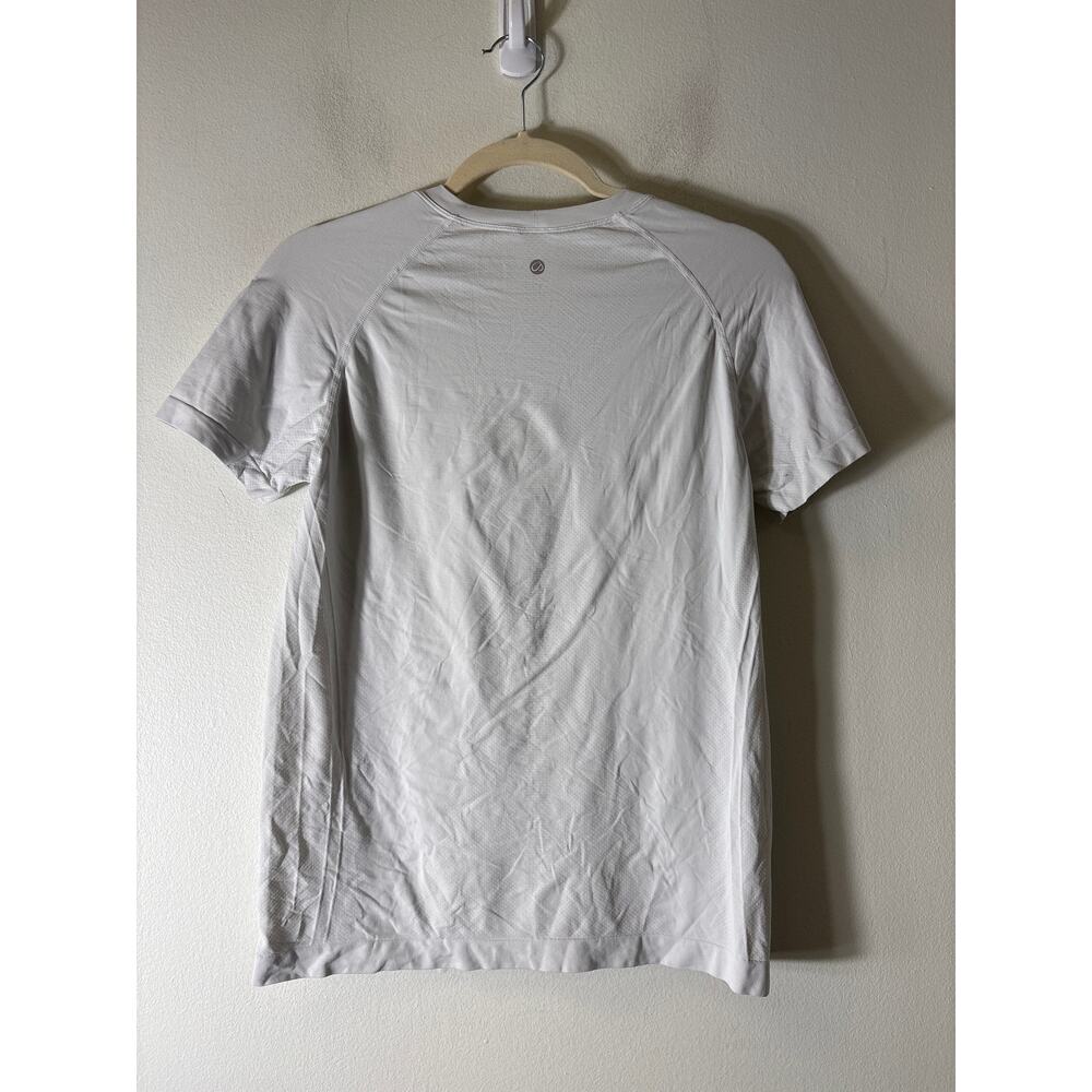 CRZ Yoga White Short Sleeve Athletic Top Sz 8 - Picture 2 of 3